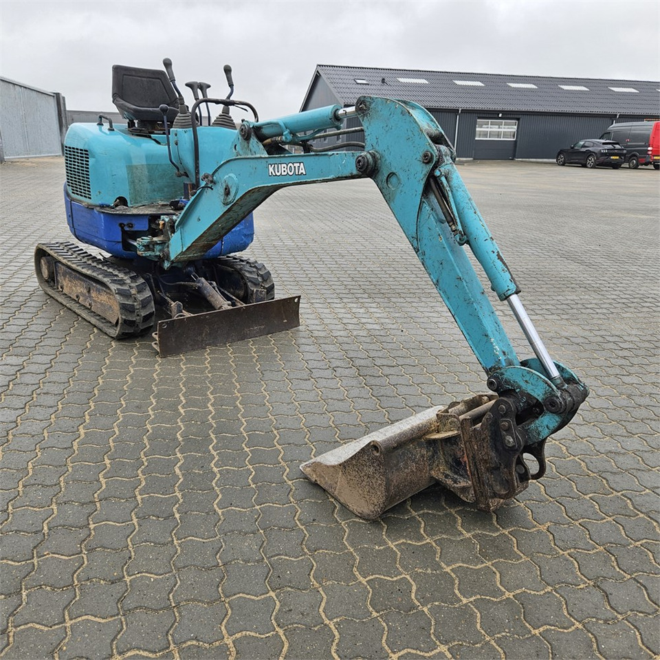 Kubota U-10 - Mini excavator: picture 3 Kubota U-10 - Mini excavator: picture 3