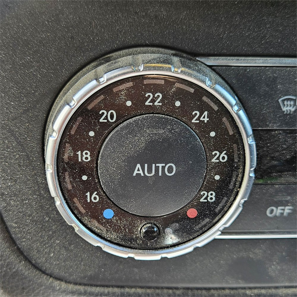 Car Mercedes GLE 350 4matic: picture 20