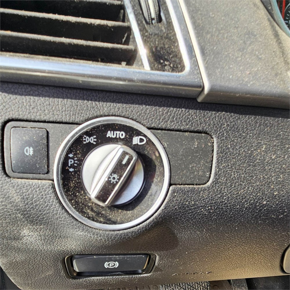 Car Mercedes GLE 350 4matic: picture 19