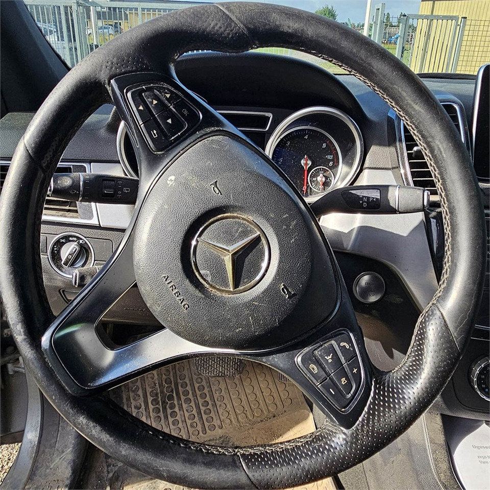 Car Mercedes GLE 350 4matic: picture 12