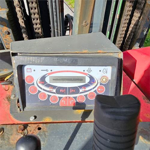 Truck mounted forklift Moffett M4 25.3: picture 20 Truck mounted forklift Moffett M4 25.3: picture 20