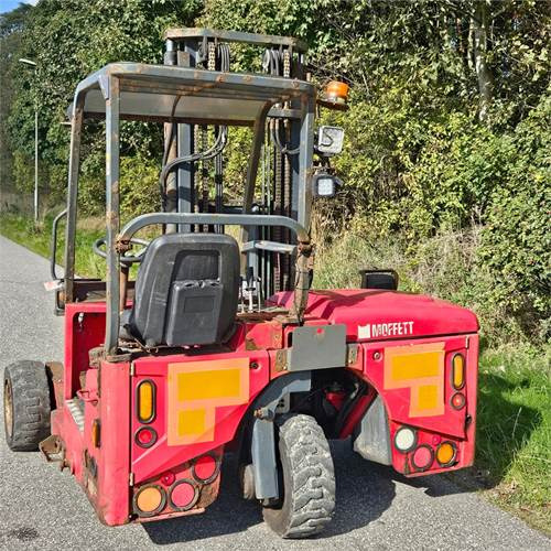 Truck mounted forklift Moffett M4 25.3: picture 8 Truck mounted forklift Moffett M4 25.3: picture 8