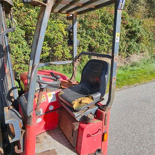 Truck mounted forklift Moffett M4 25.3: picture 18 Truck mounted forklift Moffett M4 25.3: picture 18
