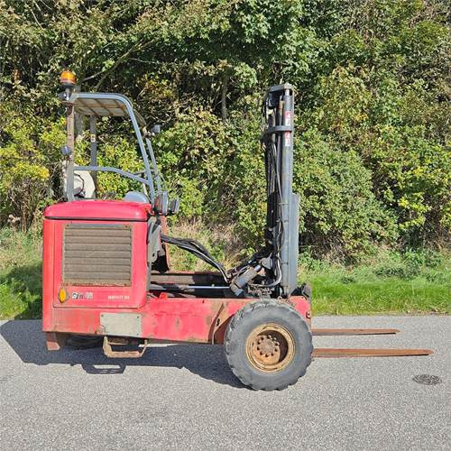 Moffett M5 25 - Truck mounted forklift: picture 5 Moffett M5 25 - Truck mounted forklift: picture 5