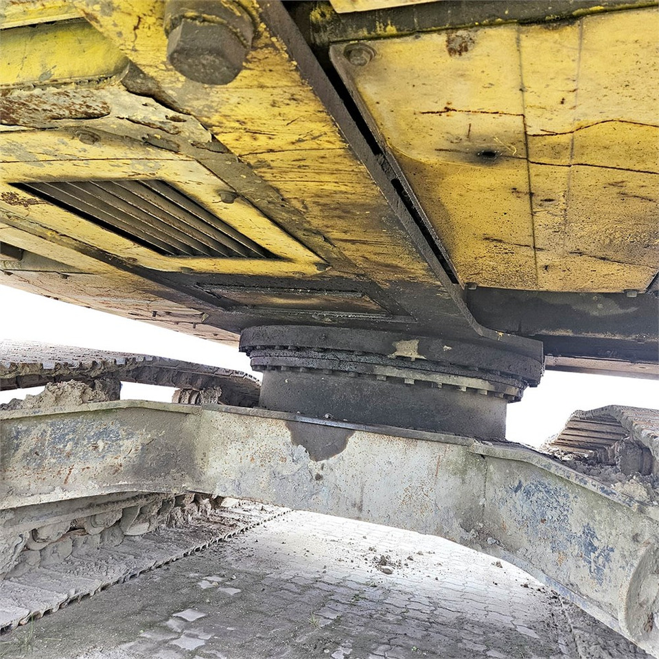Crawler excavator New Holland E265: picture 25