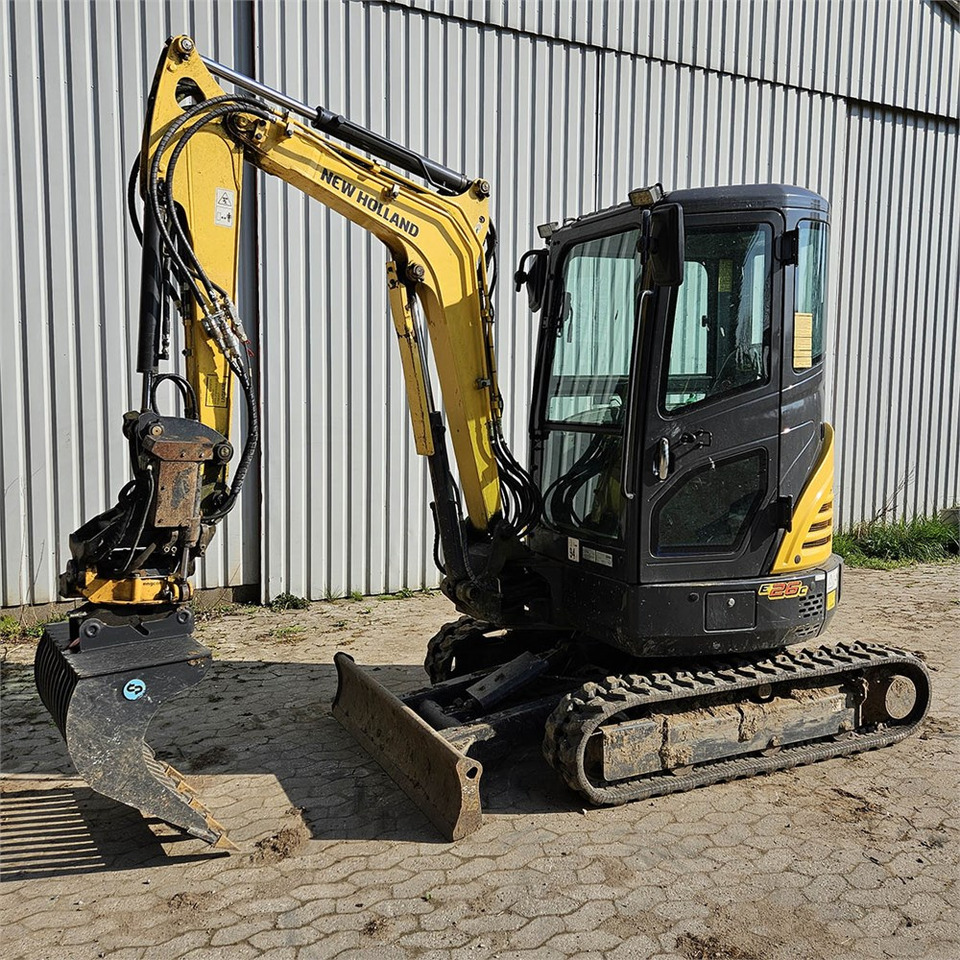 New Holland E26C - Mini excavator: picture 3 New Holland E26C - Mini excavator: picture 3
