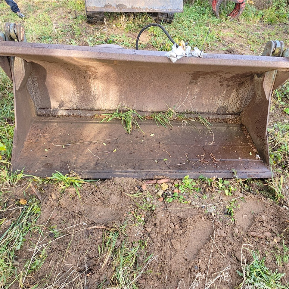 O&K L 9 - Loader bucket: picture 1 O&K L 9 - Loader bucket: picture 1