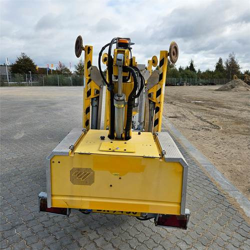 Omme Mini 12 EJ - Trailer mounted boom lift: picture 5 Omme Mini 12 EJ - Trailer mounted boom lift: picture 5