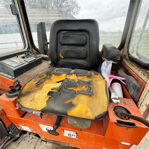 Mini excavator Schaeff HR 02: picture 28 Mini excavator Schaeff HR 02: picture 28