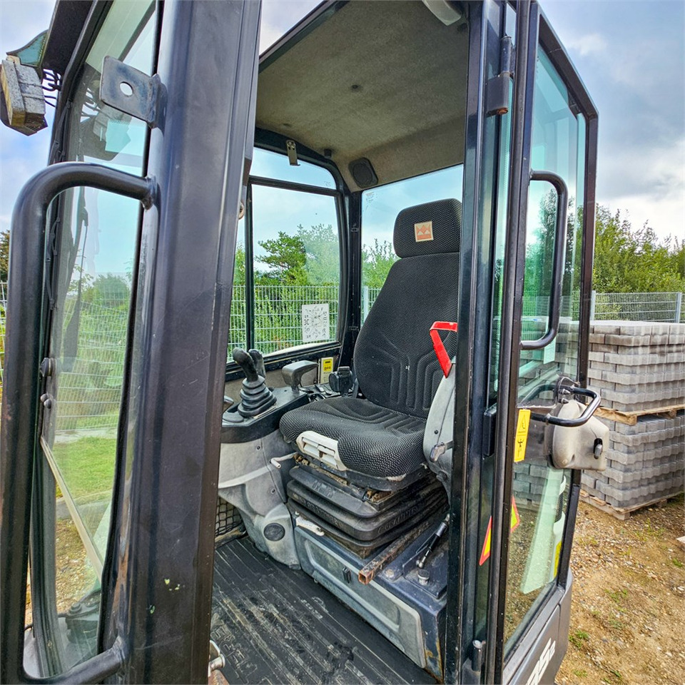 Leasing of Schaeff-Terex TC35-2 Schaeff-Terex TC35-2: picture 8