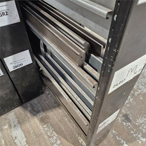 Press brake ..Select Make Speed-Bend Pro 4100X400: picture 36 Press brake ..Select Make Speed-Bend Pro 4100X400: picture 36