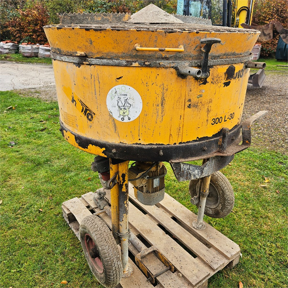 Soroto 300 L-30 - Concrete mixer: picture 3 Soroto 300 L-30 - Concrete mixer: picture 3