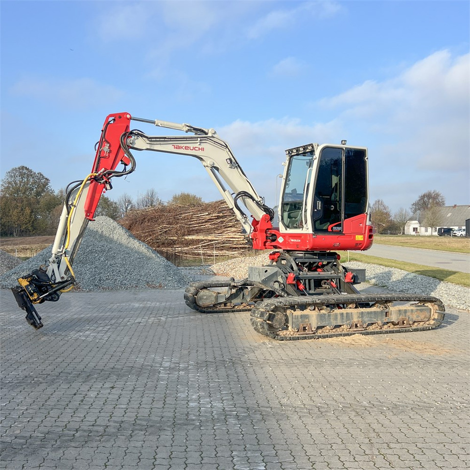 Takeuchi TB260 Levelizer - Mini excavator: picture 4 Takeuchi TB260 Levelizer - Mini excavator: picture 4