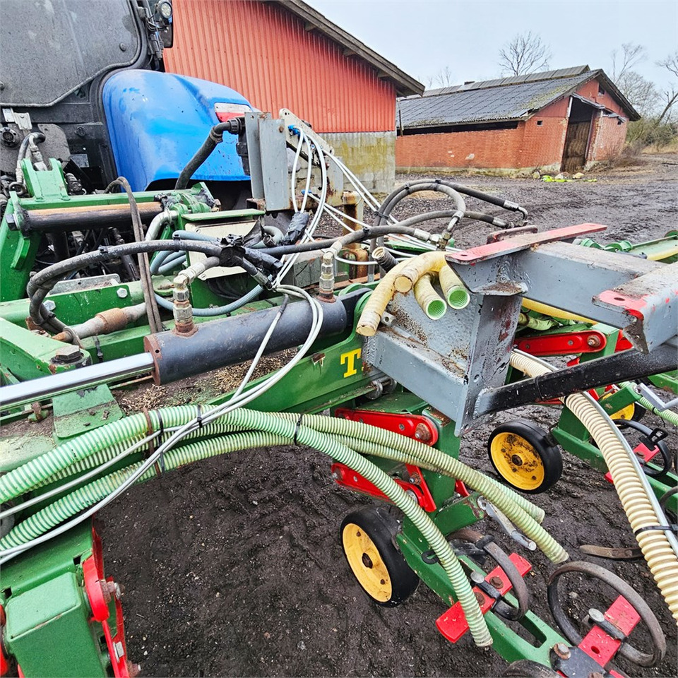 Leasing of Thyregod Tim - 8 rows Thyregod Tim - 8 rows: picture 18