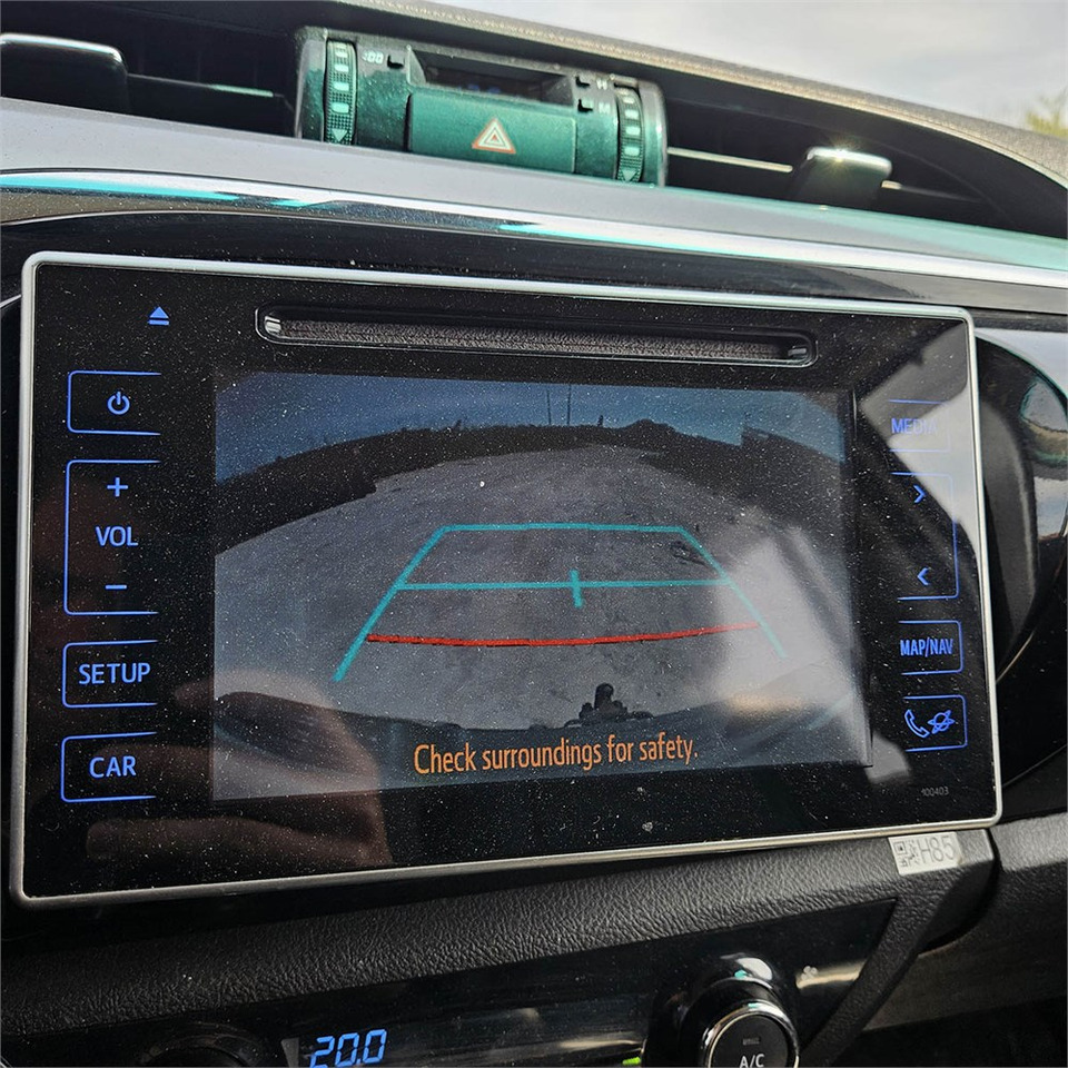 Pickup truck Toyota Hillux: picture 22