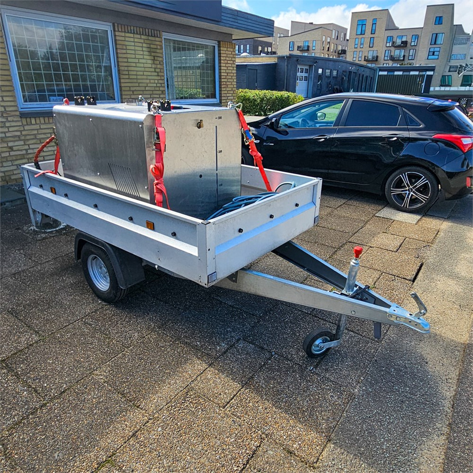 Purewash X-Weed E1 - Utility/ Special vehicle: picture 1 Purewash X-Weed E1 - Utility/ Special vehicle: picture 1