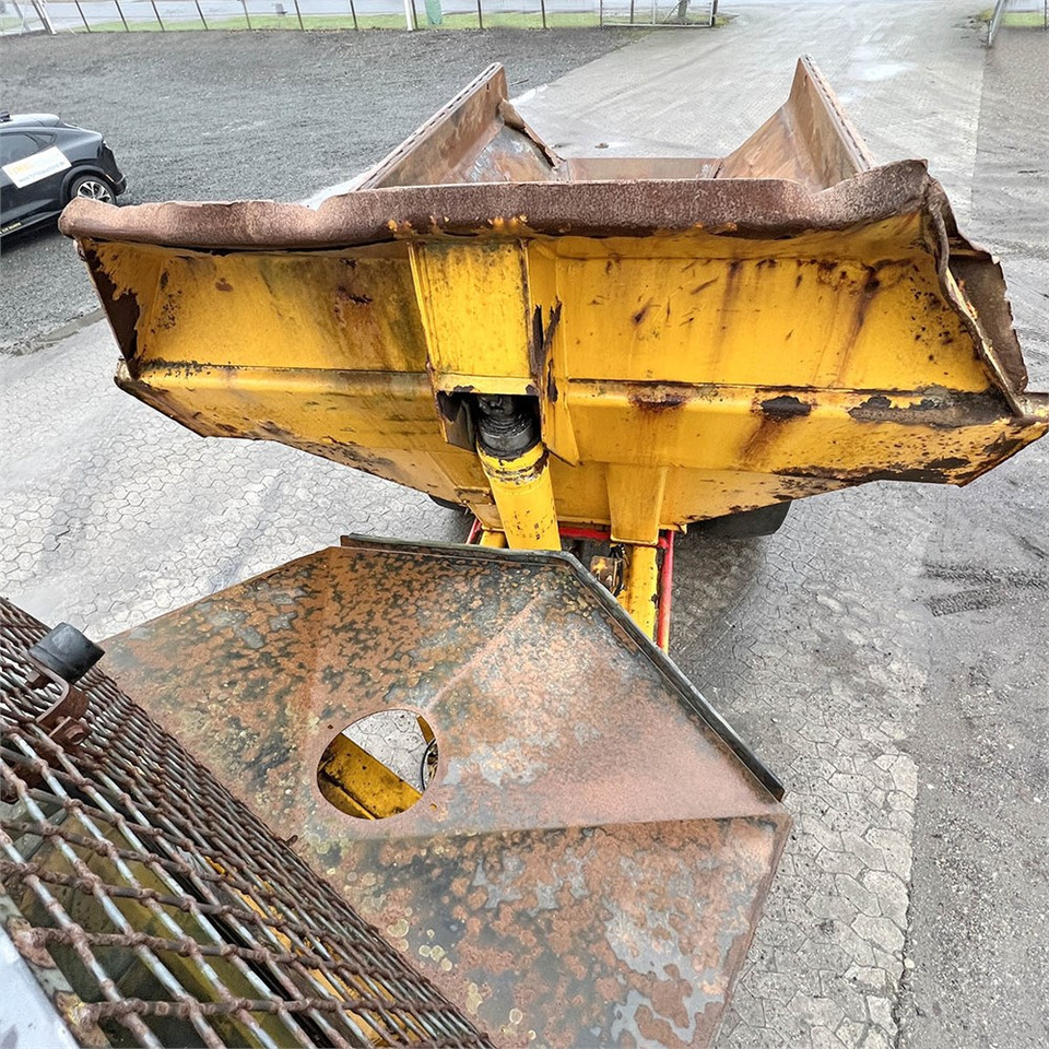 Articulated dumper Volvo A20: picture 24