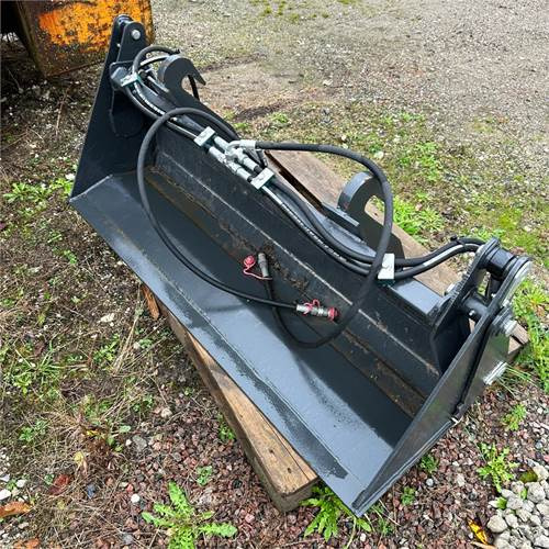 Wiedenmann 4 i 1 - Loader bucket: picture 1 Wiedenmann 4 i 1 - Loader bucket: picture 1