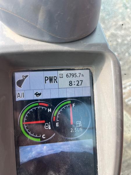 Hitachi ZX 225USLC-5B - Crawler excavator: picture 4 Hitachi ZX 225USLC-5B - Crawler excavator: picture 4