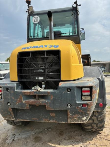 Komatsu WA100M6 - Wheel loader: picture 5 Komatsu WA100M6 - Wheel loader: picture 5