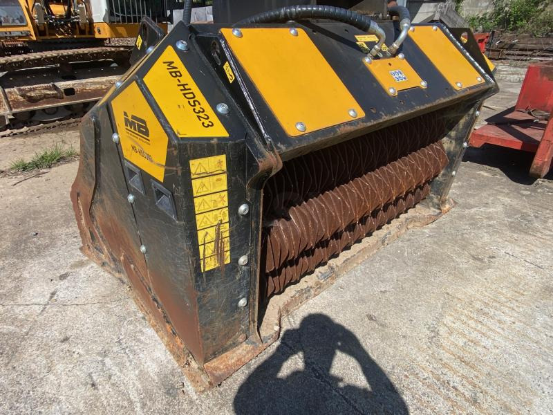 MB HDS 323 - Loader bucket for Construction machinery: picture 5 MB HDS 323 - Loader bucket for Construction machinery: picture 5