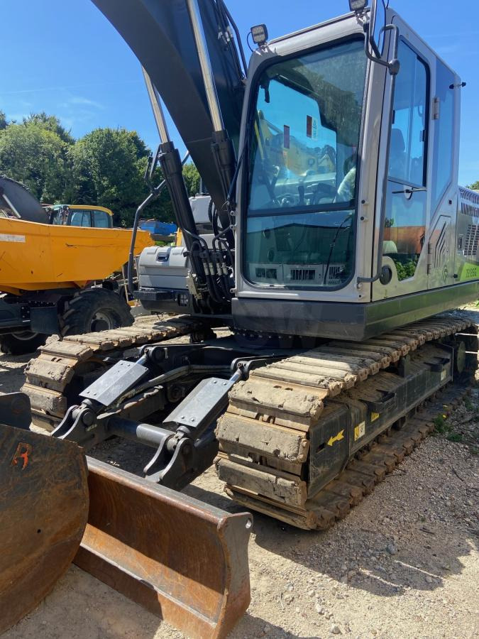 ZOOMLION ZE 135 - Crawler excavator: picture 3 ZOOMLION ZE 135 - Crawler excavator: picture 3