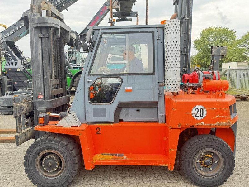 Komatsu FG60-5 - LPG forklift: picture 2 Komatsu FG60-5 - LPG forklift: picture 2