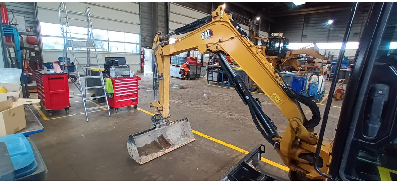 CAT 302.7 - Crawler excavator: picture 2 CAT 302.7 - Crawler excavator: picture 2