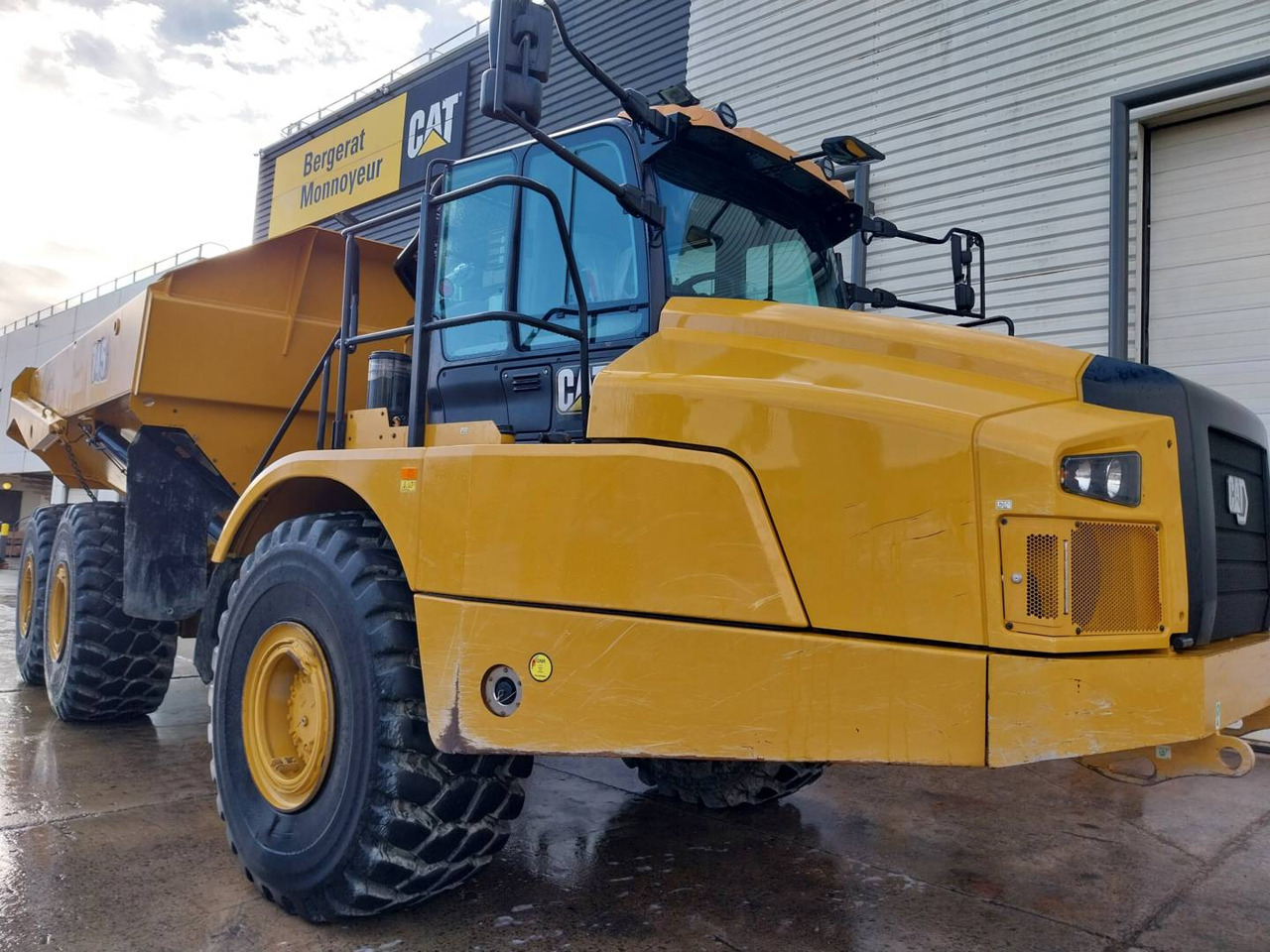 CAT 745 - Articulated dumper: picture 2 CAT 745 - Articulated dumper: picture 2