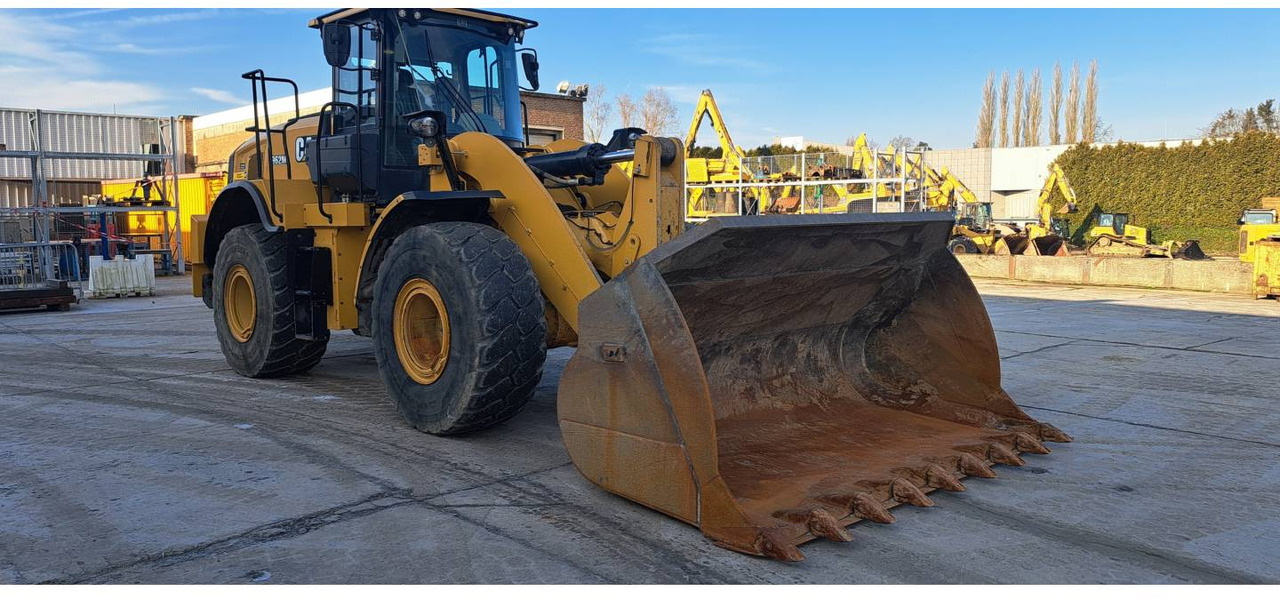 CAT 962M - Wheel loader: picture 2 CAT 962M - Wheel loader: picture 2