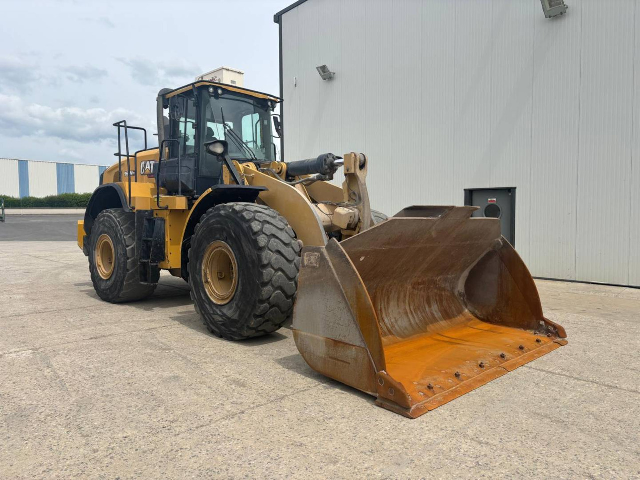 CAT 966M XE - Wheel loader: picture 1 CAT 966M XE - Wheel loader: picture 1