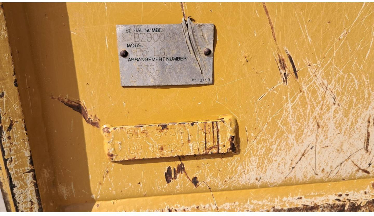 Bulldozer CAT D5: picture 18