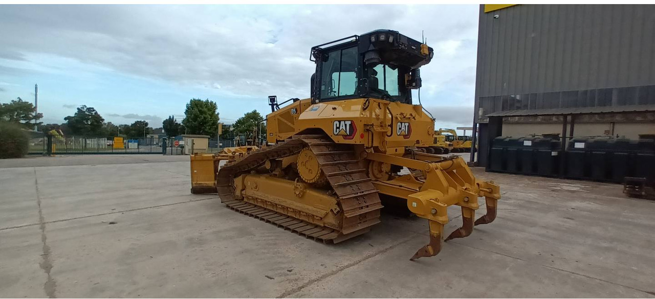 CAT D5 - Bulldozer: picture 4 CAT D5 - Bulldozer: picture 4