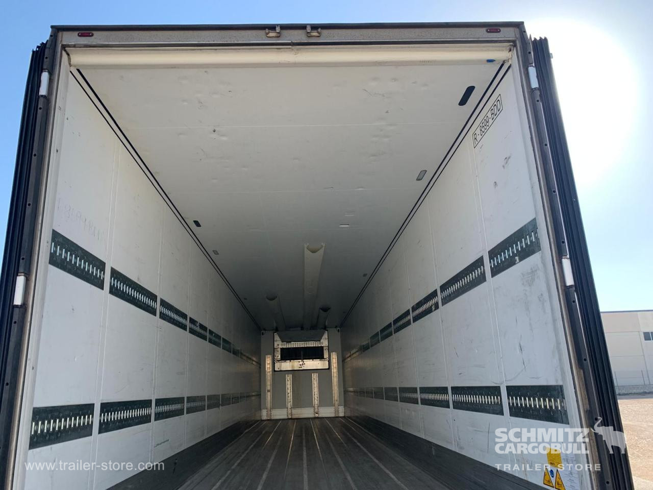 SCHMITZ Semiremolque Frigo Standard - Isothermal semi-trailer: picture 3 SCHMITZ Semiremolque Frigo Standard - Isothermal semi-trailer: picture 3