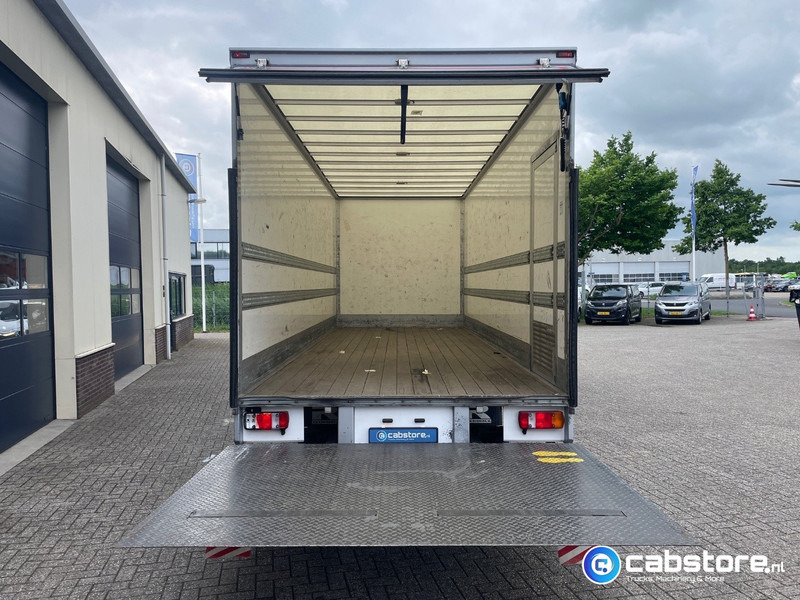 MAN TGL 12.180 4x2 Euro 6 Bakwagen MAN TGL 12.180 Bakwagen Euro 6 - Bouwjaar 2016 - Km 394.831 - Laadklep - Good condition - Box truck: picture 5 MAN TGL 12.180 4x2 Euro 6 Bakwagen MAN TGL 12.180 Bakwagen Euro 6 - Bouwjaar 2016 - Km 394.831 - Laadklep - Good condition - Box truck: picture 5