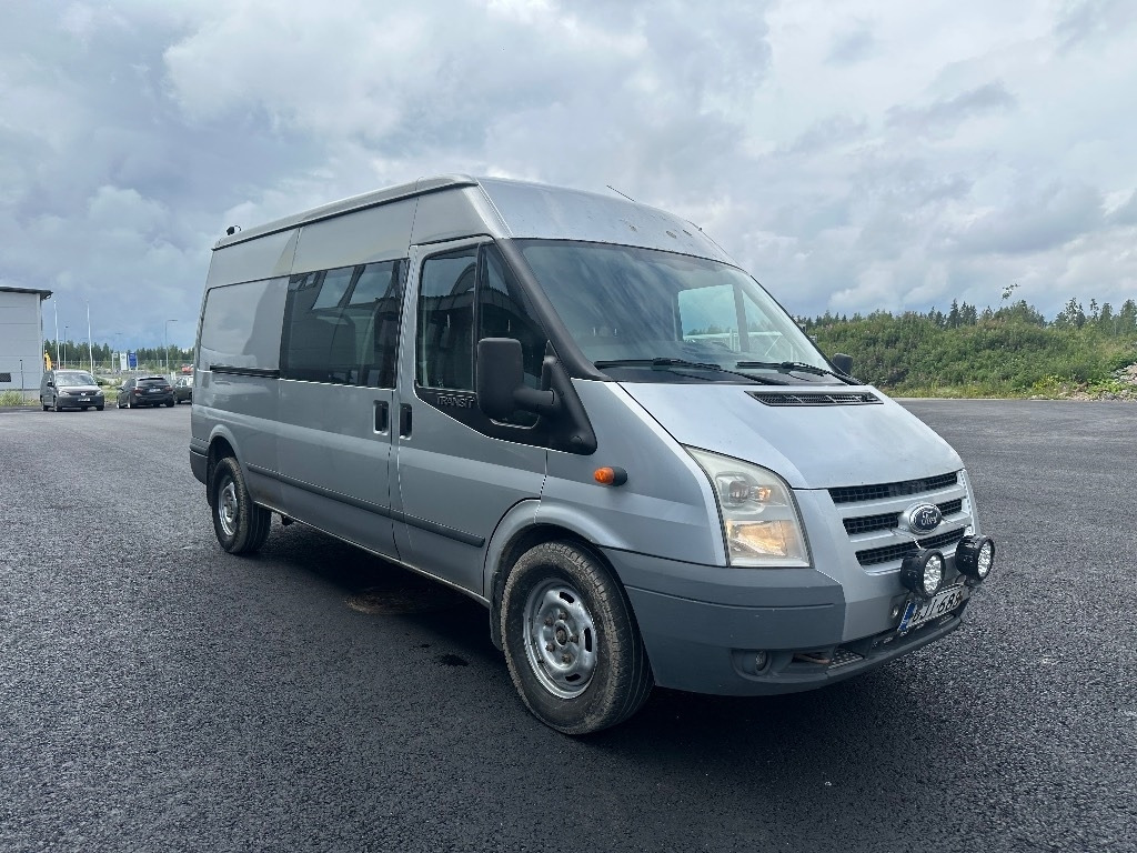 Ford Transit T350 4X4 huoltohyllyt - Panel van: picture 2 Ford Transit T350 4X4 huoltohyllyt - Panel van: picture 2