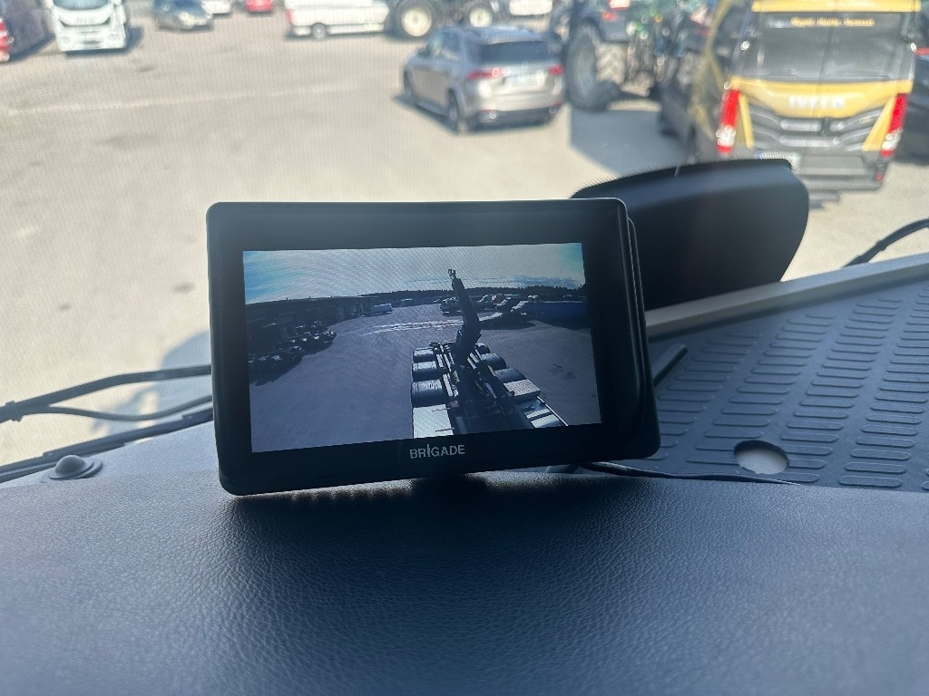 Hook lift truck Mercedes-Benz Actros 3563: picture 21