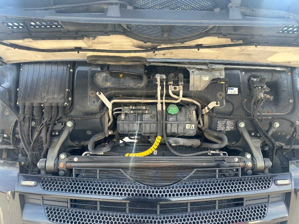 Hook lift truck Mercedes-Benz Actros 3563: picture 11