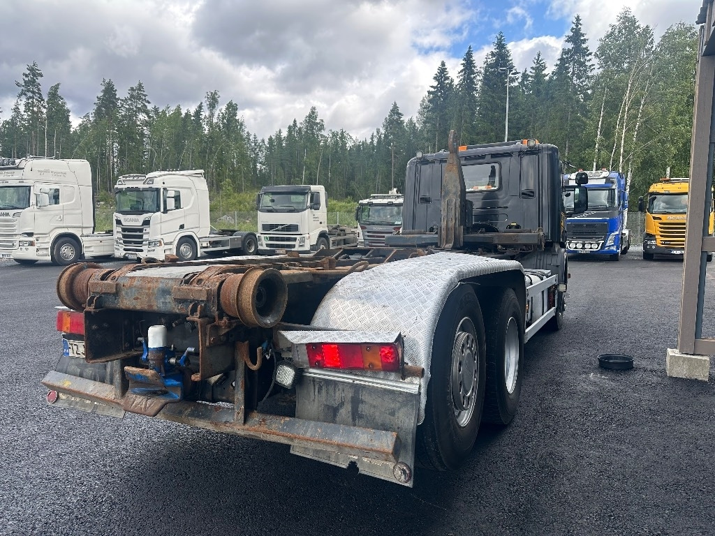 Scania P420 6x2*4 - Hook lift truck: picture 3 Scania P420 6x2*4 - Hook lift truck: picture 3