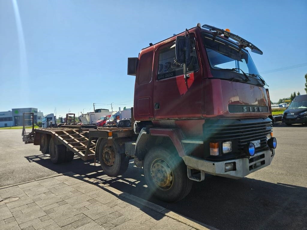 Sisu SM300 8X2 - Timber truck: picture 3 Sisu SM300 8X2 - Timber truck: picture 3