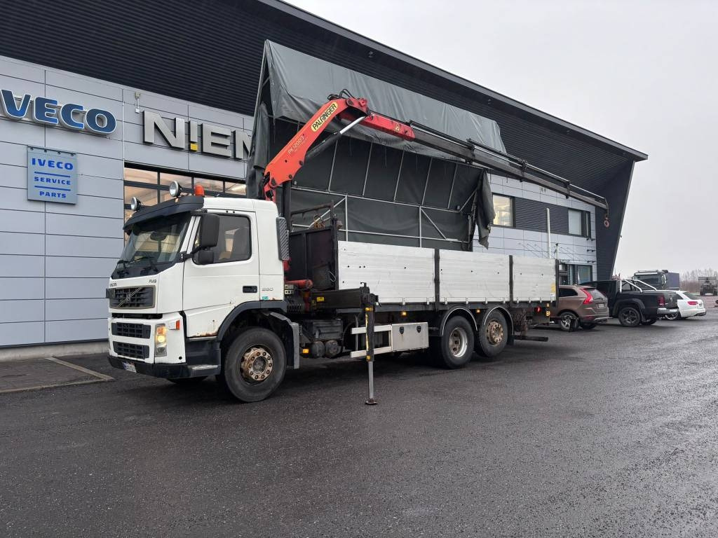 Volvo FM9 - Crane truck: picture 1 Volvo FM9 - Crane truck: picture 1