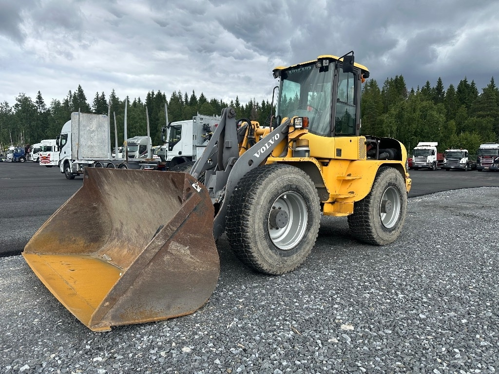 Volvo L45B 4X4 /245 - Wheel loader: picture 1 Volvo L45B 4X4 /245 - Wheel loader: picture 1