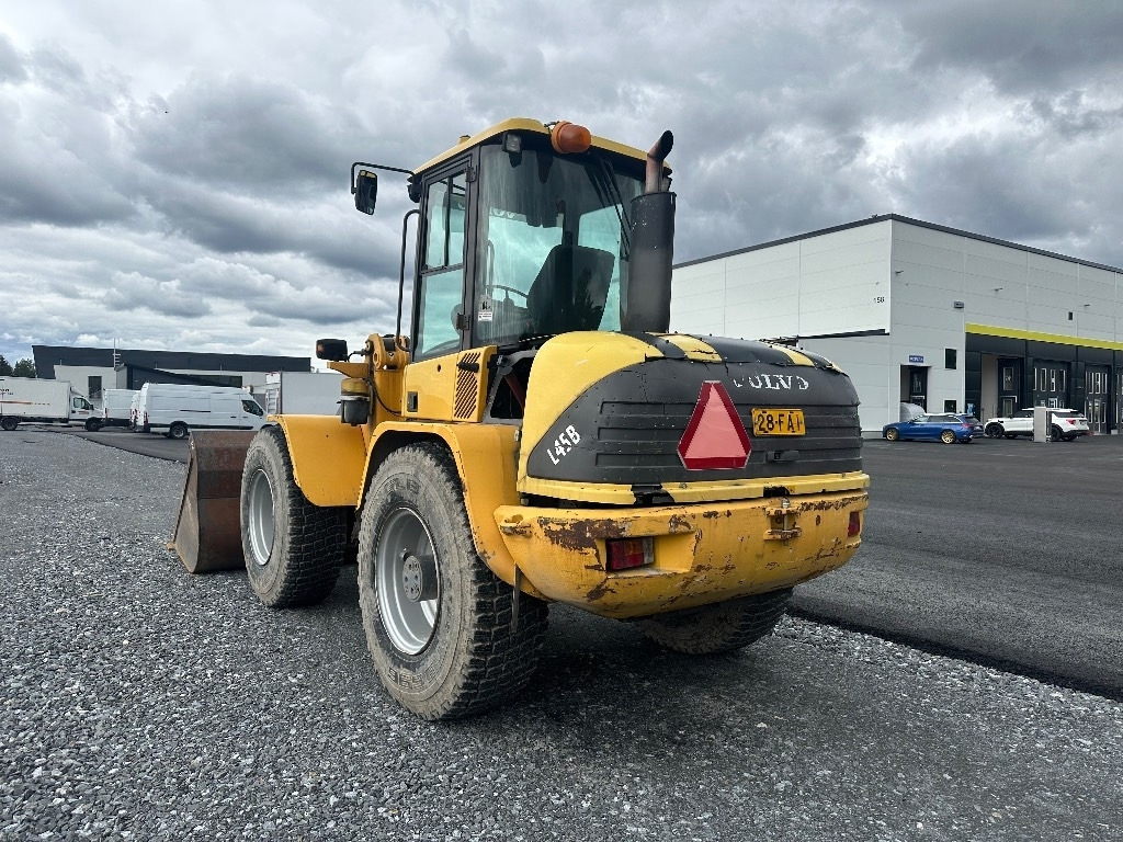 Volvo L45B 4X4 /245 - Wheel loader: picture 4 Volvo L45B 4X4 /245 - Wheel loader: picture 4