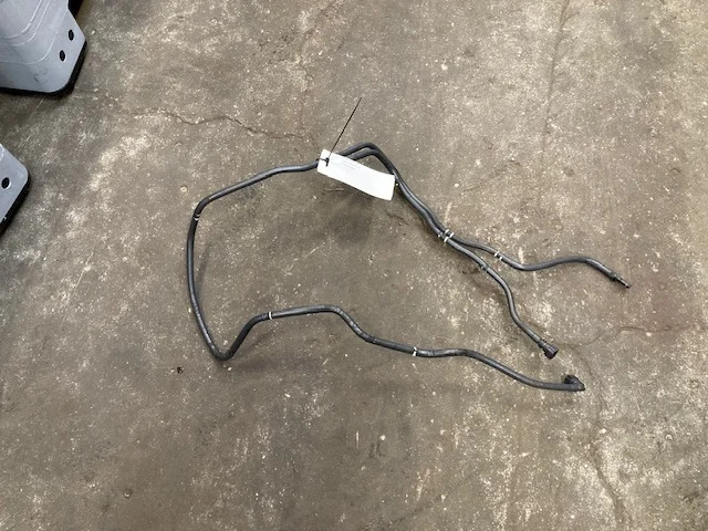 Scania Bleed pipe – Scania 2369719 - Engine and parts for Truck: picture 1 Scania Bleed pipe – Scania 2369719 - Engine and parts for Truck: picture 1