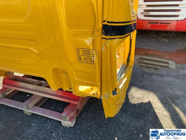 Scania CR 17 N Cab - Cab and interior for Truck: picture 5 Scania CR 17 N Cab - Cab and interior for Truck: picture 5