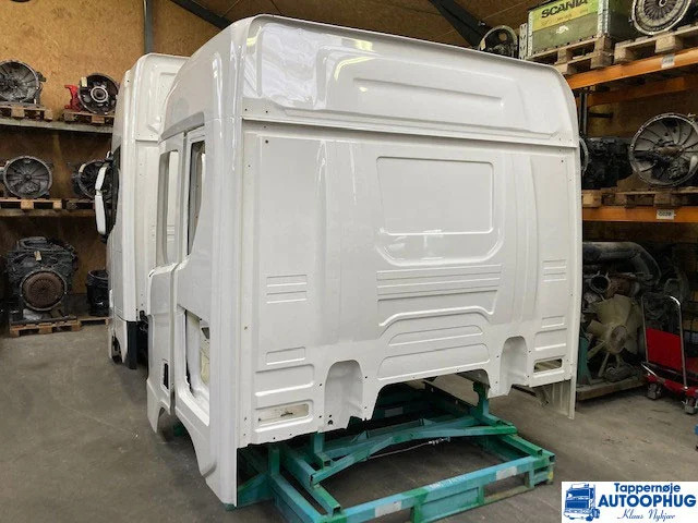 Scania CR 20 N Cabine - Cab and interior for Truck: picture 1 Scania CR 20 N Cabine - Cab and interior for Truck: picture 1