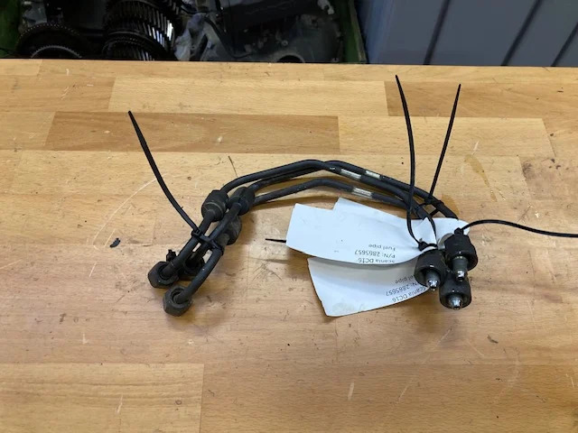 Scania Fuel pipe – Scania 2865657 - Engine and parts for Truck: picture 1 Scania Fuel pipe – Scania 2865657 - Engine and parts for Truck: picture 1