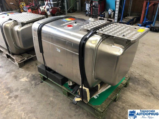 Scania Tank 540 P/N: 2132703 - Fuel tank for Truck: picture 4 Scania Tank 540 P/N: 2132703 - Fuel tank for Truck: picture 4