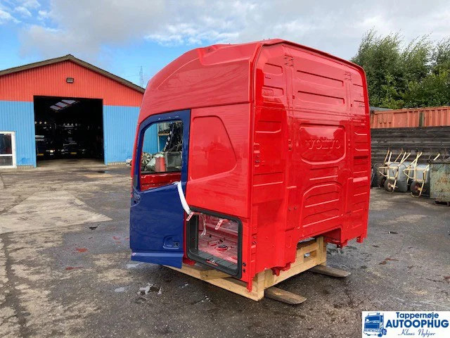 Volvo FH4 førerhus / cabine / CAP HI 215 - Cab and interior for Truck: picture 5 Volvo FH4 førerhus / cabine / CAP HI 215 - Cab and interior for Truck: picture 5