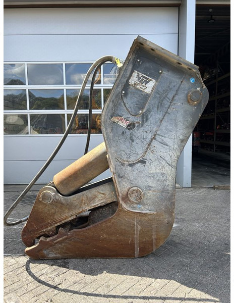 VTN VF27 - Demolition shears for Construction machinery: picture 1 VTN VF27 - Demolition shears for Construction machinery: picture 1